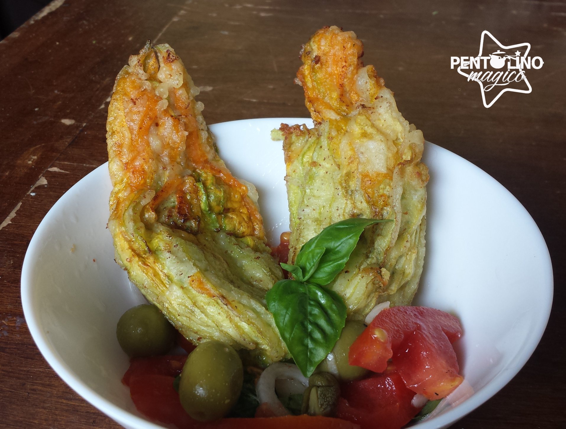 fiori di zucchini ripieni con piselli
